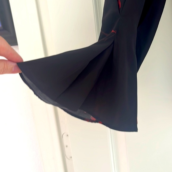 Joie Black Pattern Silk Floral - Picture 2 of 4